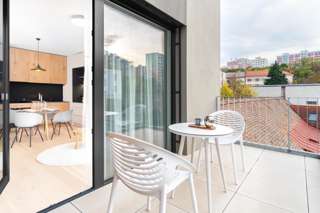 Days - Premium - Balcony Apartment Prague